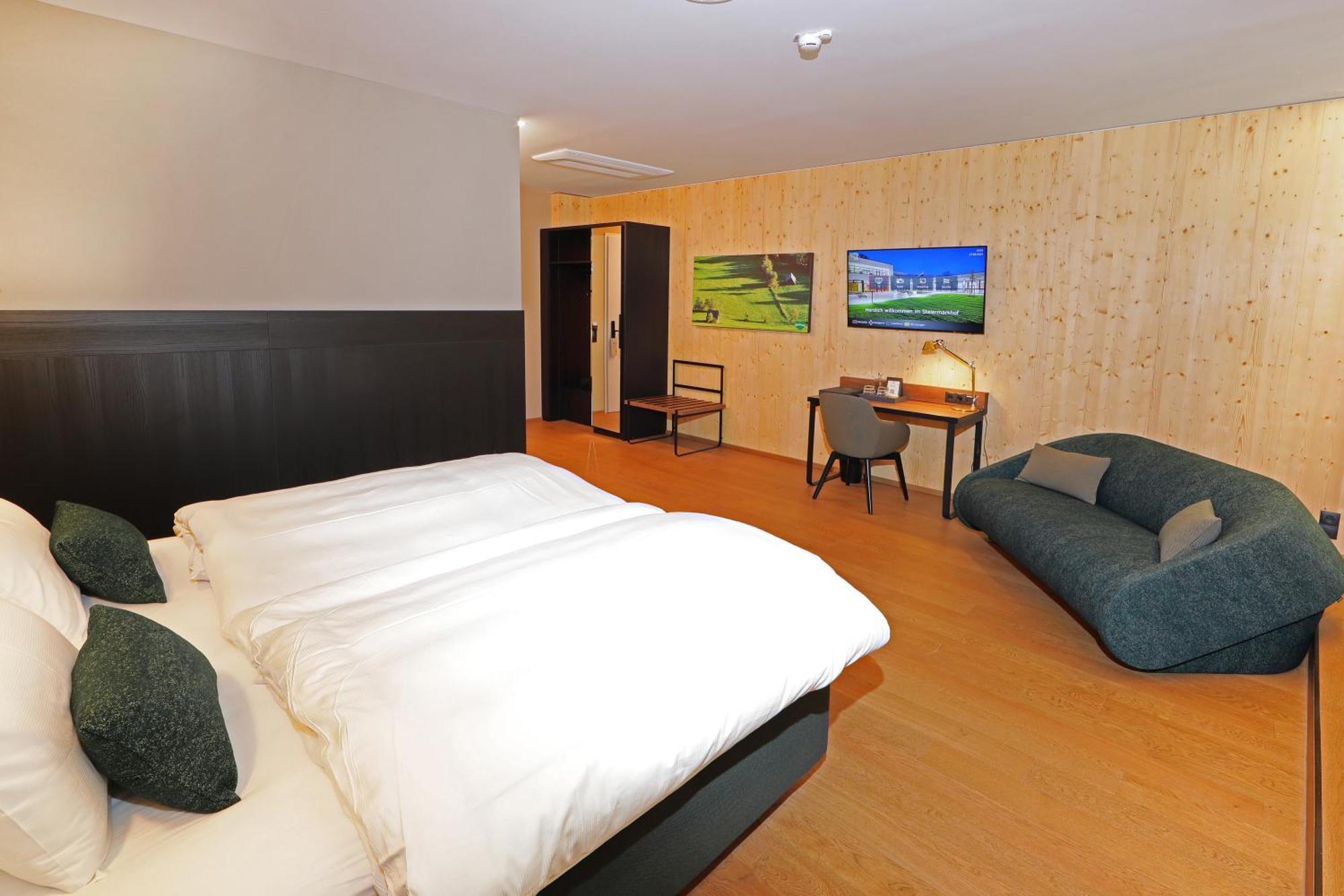 Hotel Steiermarkhof Graz - Aus Holz Gebaut, Von Huegeln Gekuesst Екстер'єр фото