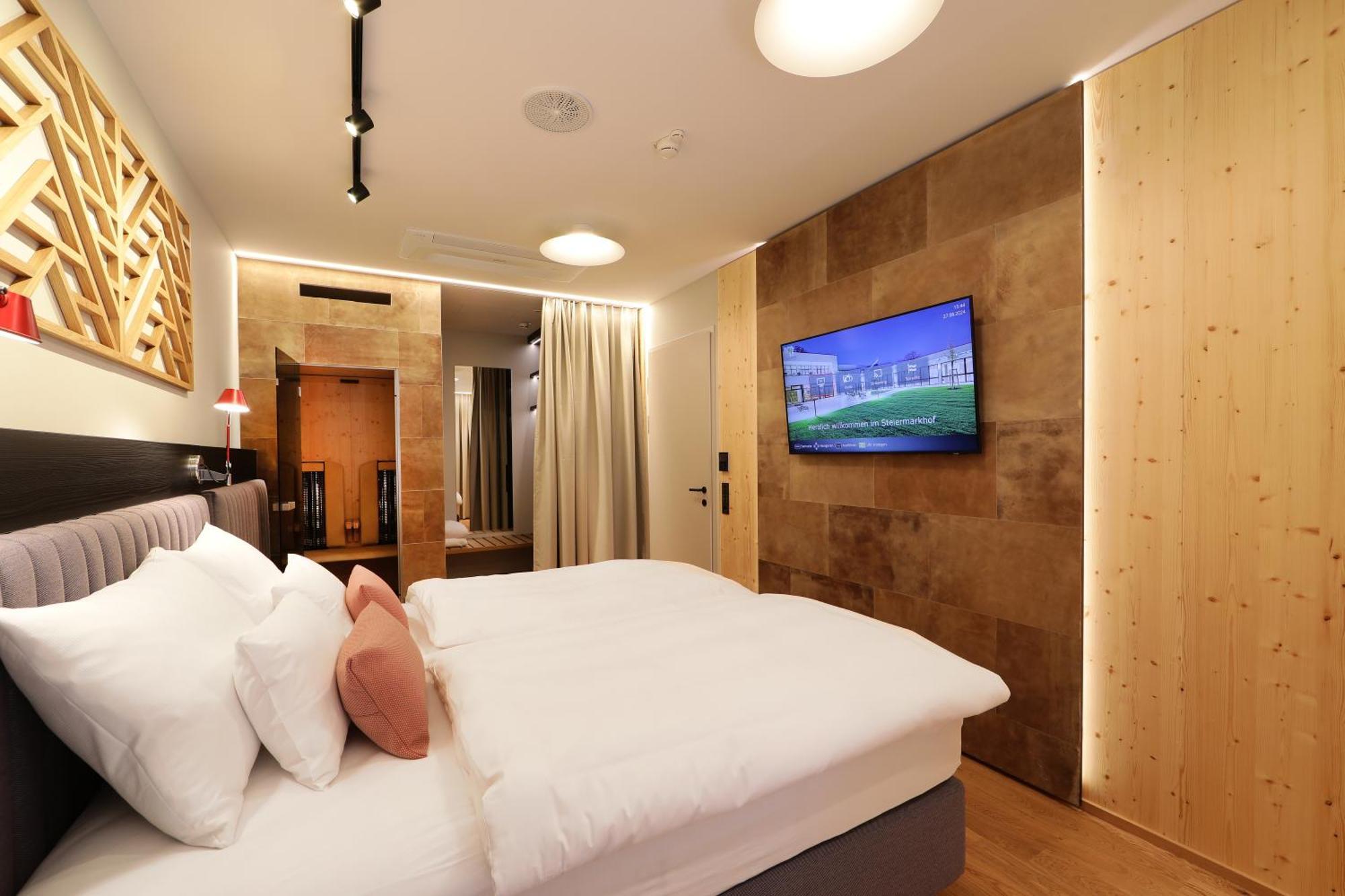 Hotel Steiermarkhof Graz - Aus Holz Gebaut, Von Huegeln Gekuesst Екстер'єр фото